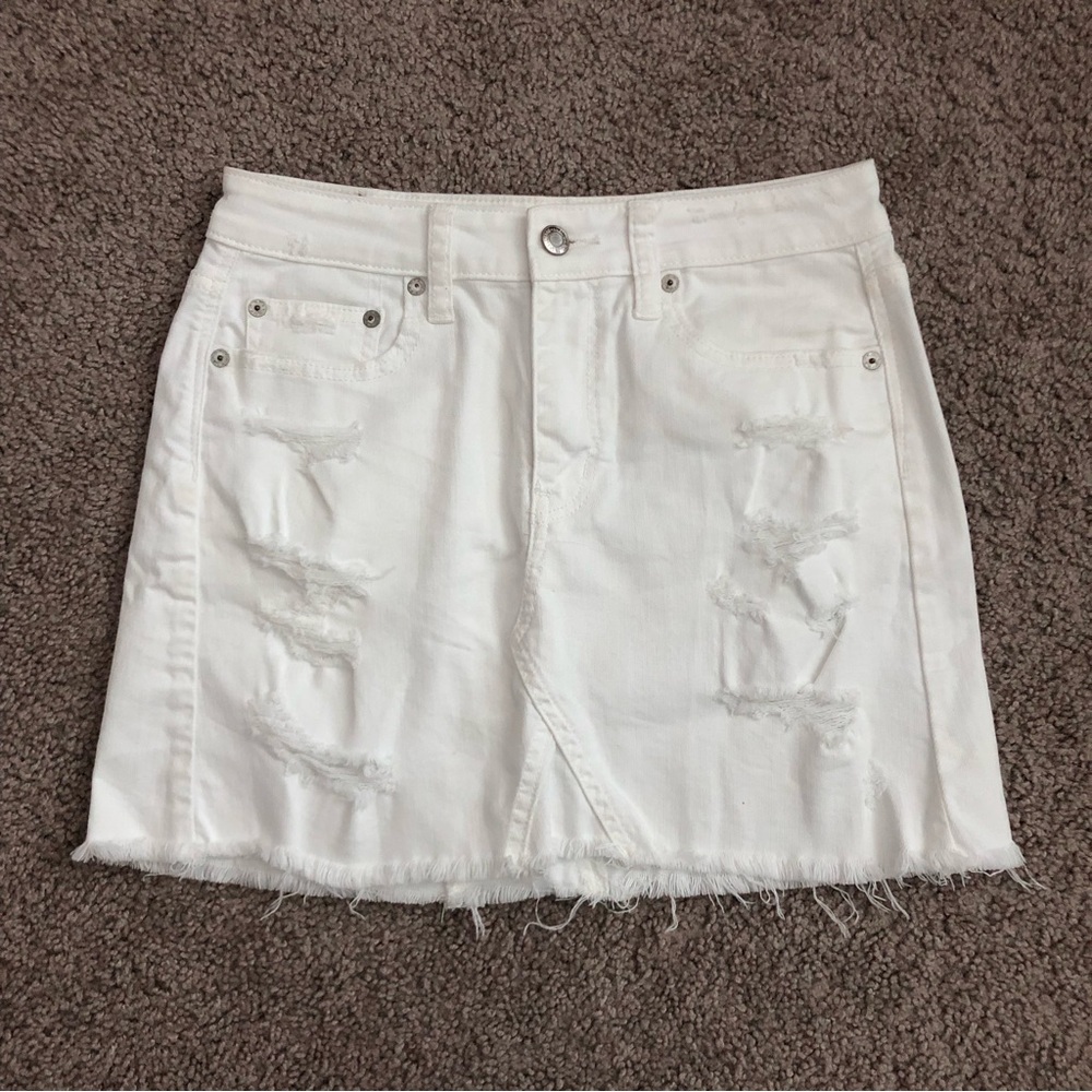 American Eagle Outfitters White Distressed Mini Denim Skirt Womens 2
